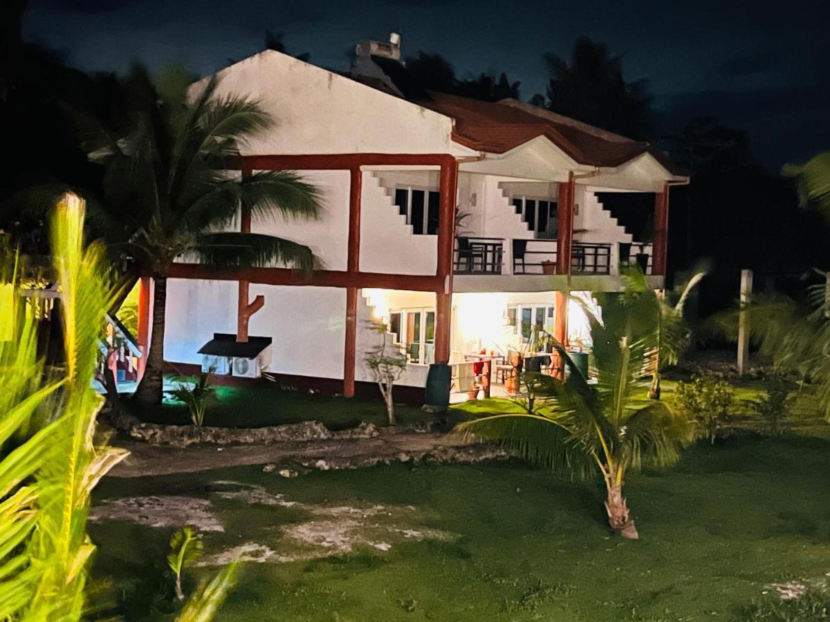 Cabilao Sunset Dive & Beach Resort Loon Eksteriør bilde