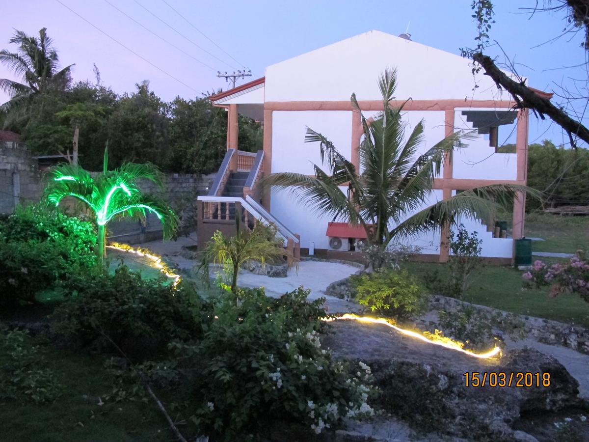 Cabilao Sunset Dive & Beach Resort Loon Eksteriør bilde